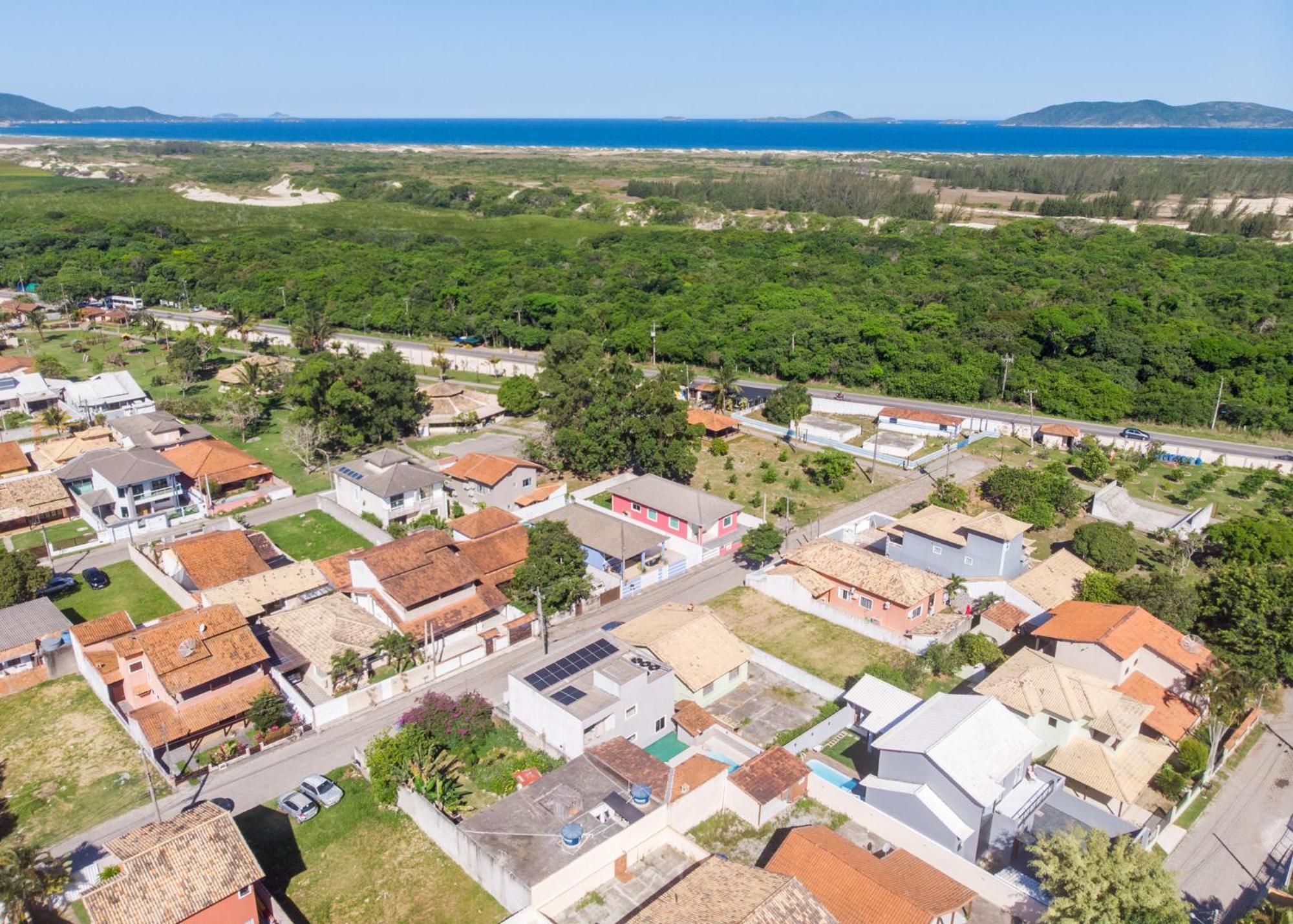 Refugio Tropical Casa De Praia Com Piscina Aquecida E 4 Suites E Garagem 3 Carros, 800 Mtrs Da Praia Internet 700 Mbps, Condominio Privado Com Pista De Skate , Quadra De Futevolei , Campos E Quadras De Futebol! Cabo Frio Kültér fotó