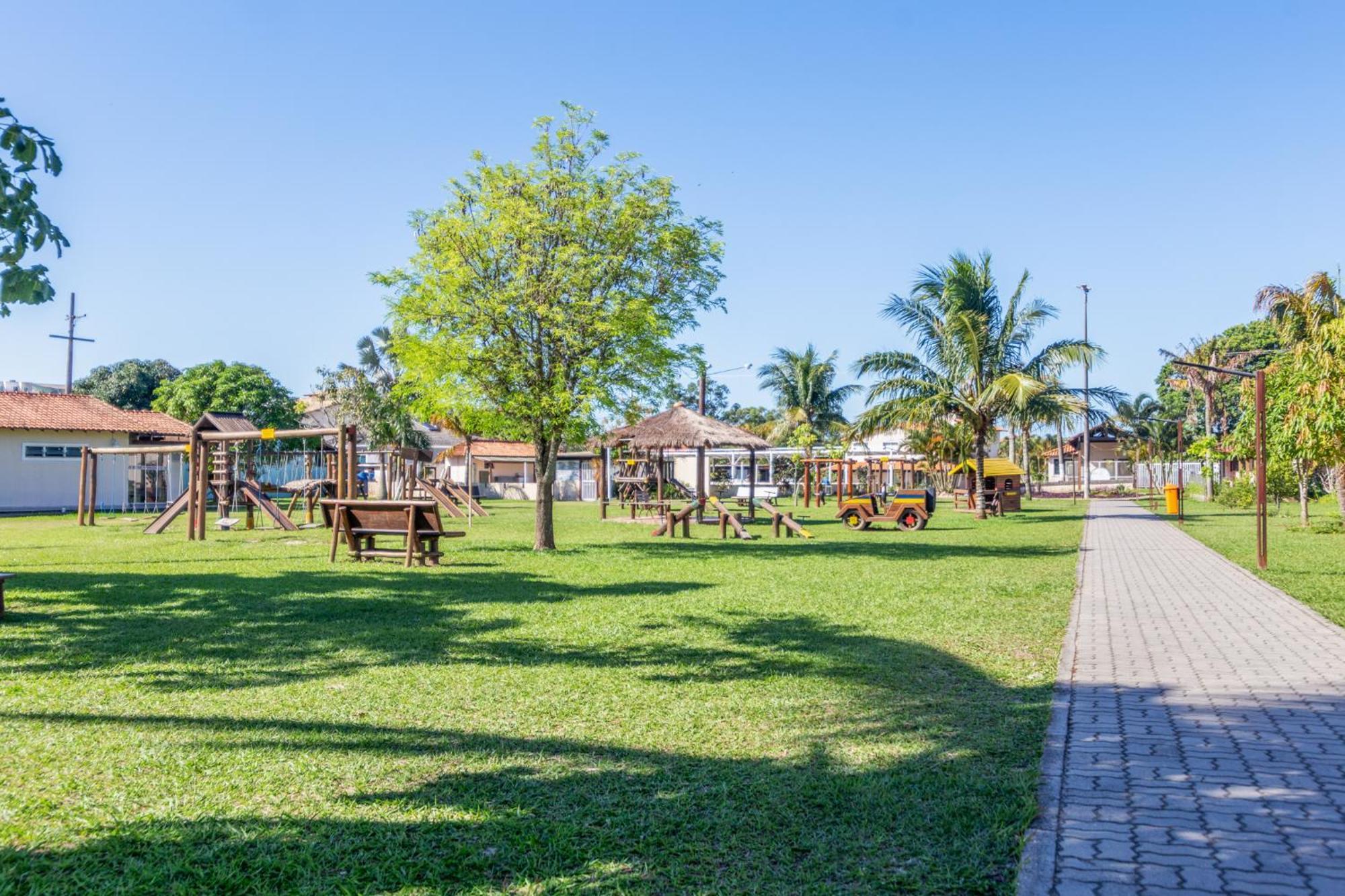 Refugio Tropical Casa De Praia Com Piscina Aquecida E 4 Suites E Garagem 3 Carros, 800 Mtrs Da Praia Internet 700 Mbps, Condominio Privado Com Pista De Skate , Quadra De Futevolei , Campos E Quadras De Futebol! Cabo Frio Kültér fotó